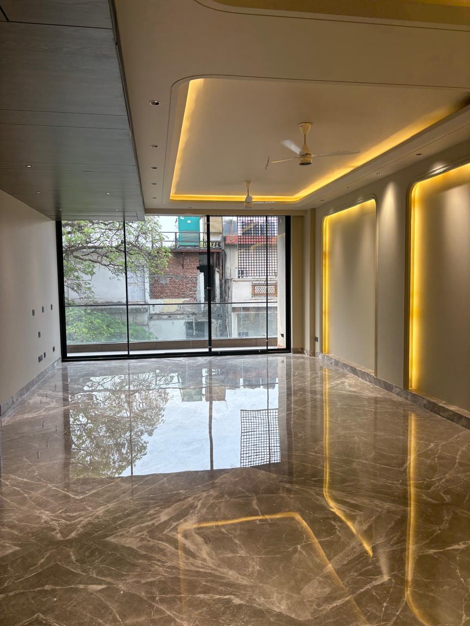 4 BHK + Servant Room Builder Floor For Rent in Greater Kailash 