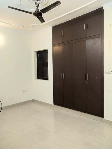 Room in 2 BHK Builder Floor at Unibera Towers, Sector 1 Greater Noida – for Sale