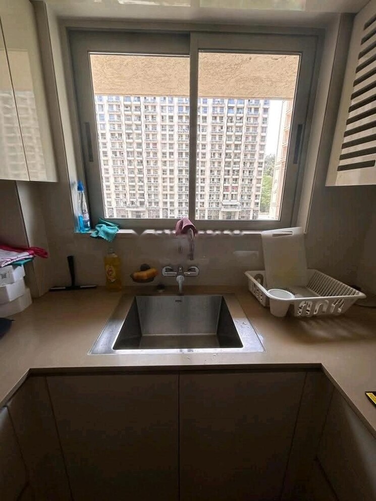 Team Area, hiranandani-regent-hill 1 Bedroom 384 Sq.Ft. Apartment In Powai Mumbai 9428268