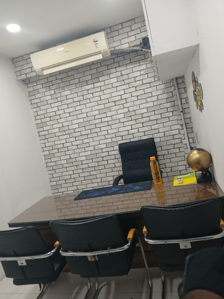 Team Area, sector 22 Commercial Office Space 600 Sq.Ft. In Sector 22 Chandigarh 9428285