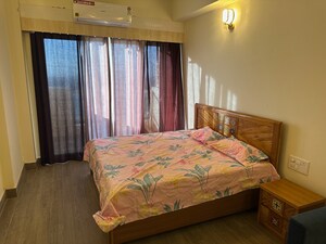 1 RK Apartment For Rent in Gaur Runway Suites, Gaur Yamuna City