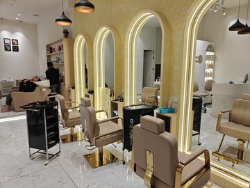  Shop For Sale in Rainbow Westport, Baner