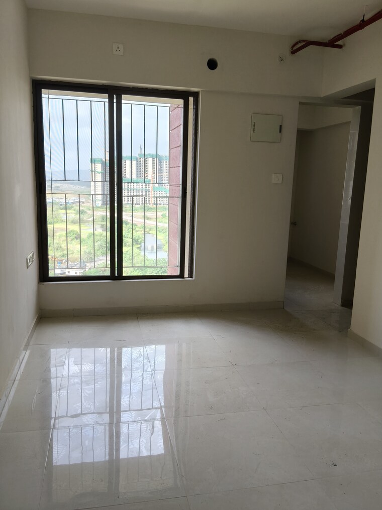 Room, ganesh-tower 1 Bedroom 600 Sq.Ft. Apartment In Naupada Thane 9428302