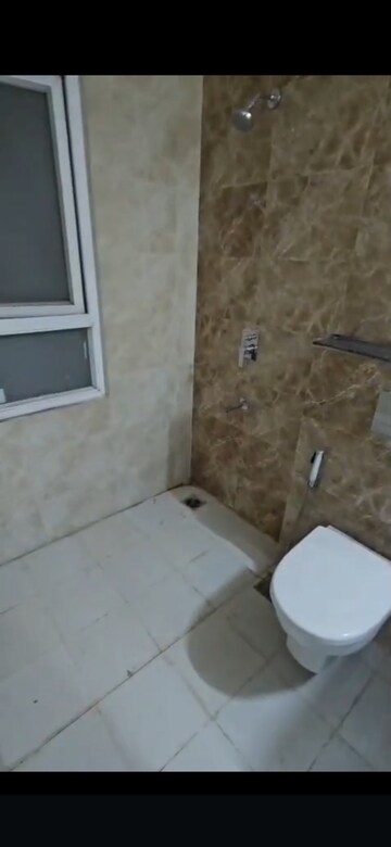 Furnished Amenities in 3 BHK Apartment at Hero Homes Gurgaon, Sector 104 – for Rent