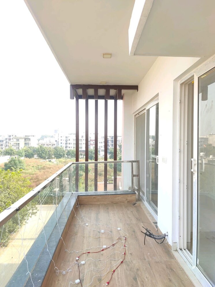 Balcony, cs-roseate-63 3 Bedroom 1728 Sq.Ft. Apartment In Sector 63a Gurgaon 9428324