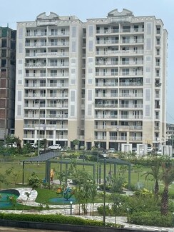 3 BHK + Pooja Room Apartment For Sale in Sector 20