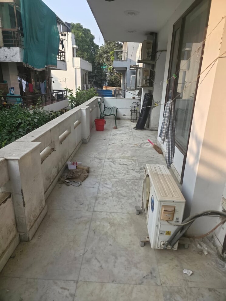 Balcony, palam-vihar-residents-association 3 Bedroom 1680 Sq.Ft. Builder Floor In Palam Vihar Gurgaon 9428337