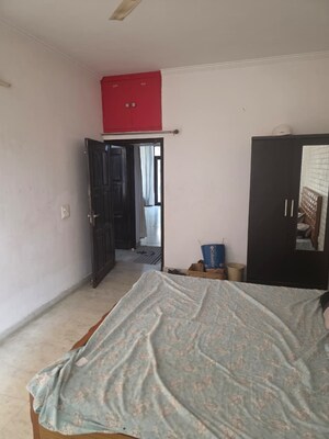 Bedroom in 3 BHK Builder Floor at Palam Vihar Residents Association, Palam Vihar – for Rent