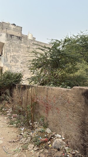 Plot Area in 3 BHK Builder Floor at Palam Vihar Residents Association, Palam Vihar – for Rent