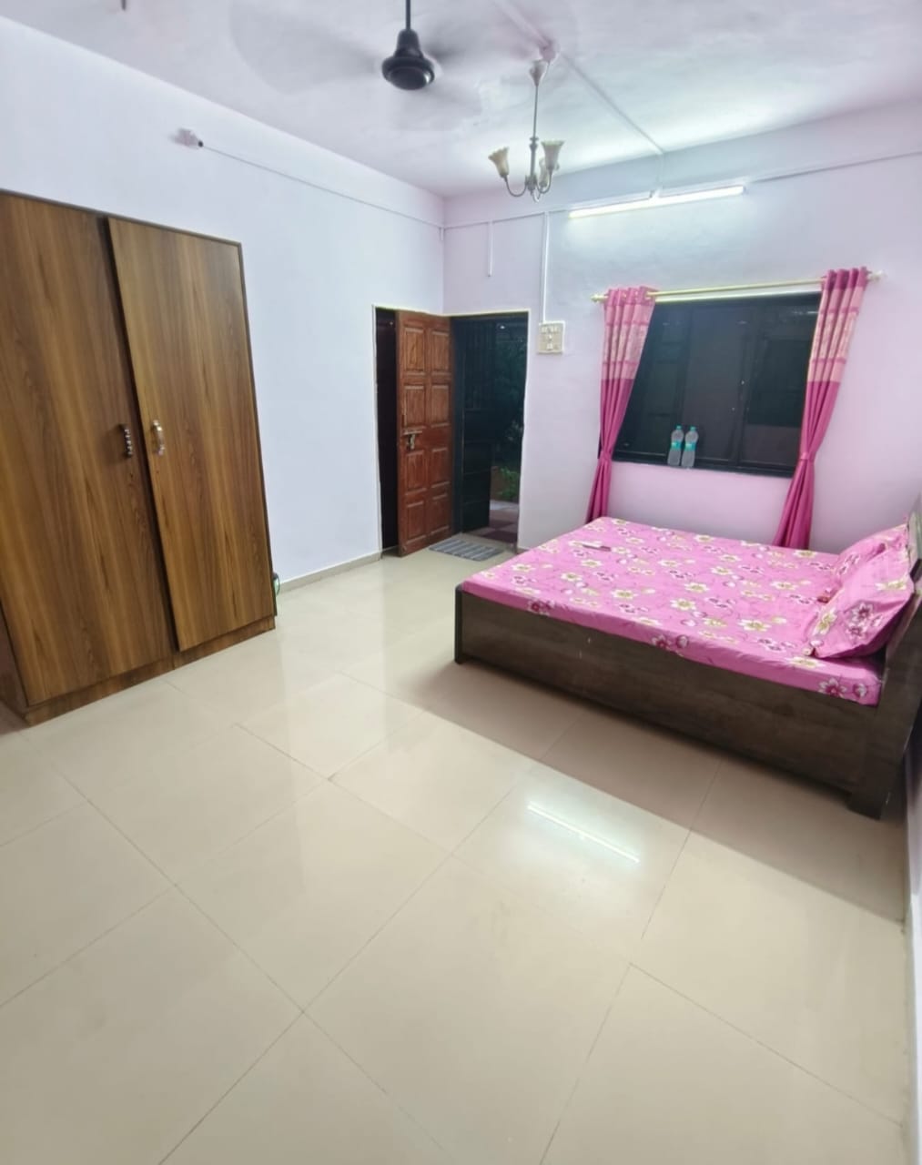 2 BHK + Pooja Room Apartment For Rent in Kukreja Estate