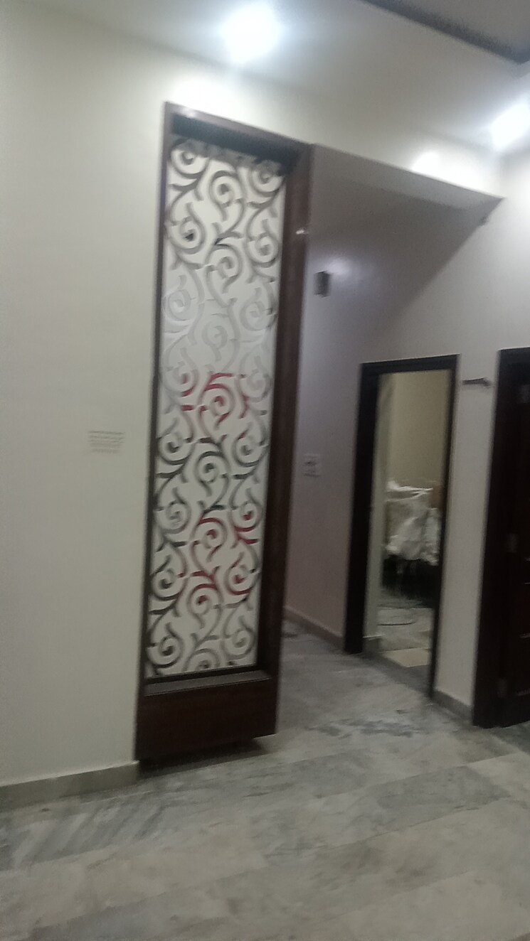 undefined, sector 39 6 Bedroom 920 Sq.Ft. Independent House In Sector 39 Chandigarh 9428435