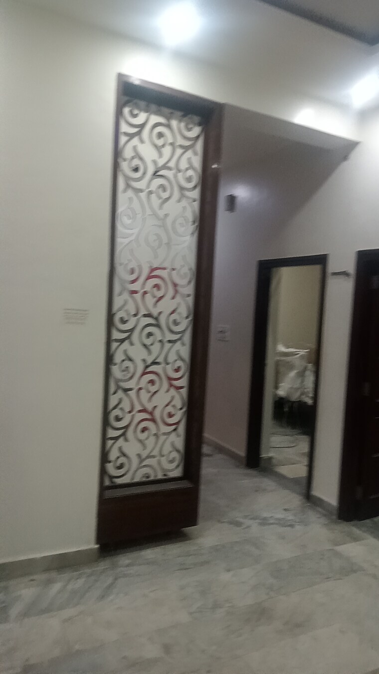 undefined, sector 39 6 Bedroom 920 Sq.Ft. Independent House In Sector 39 Chandigarh 9428435