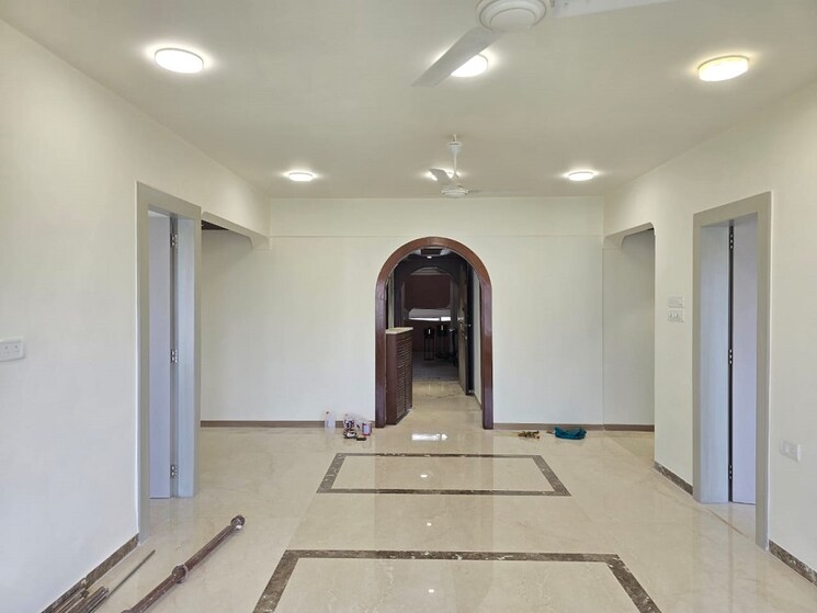 Living Room, bandra west 3 Bedroom 1200 Sq.Ft. Apartment In Bandra West Mumbai 9428421