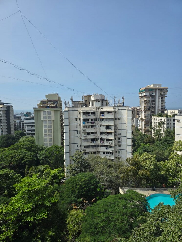 Exterior View, bandra west 3 Bedroom 1200 Sq.Ft. Apartment In Bandra West Mumbai 9428421