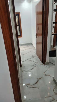 3 BHK + Servant Room Apartment For Sale in Metro Suites Glitz