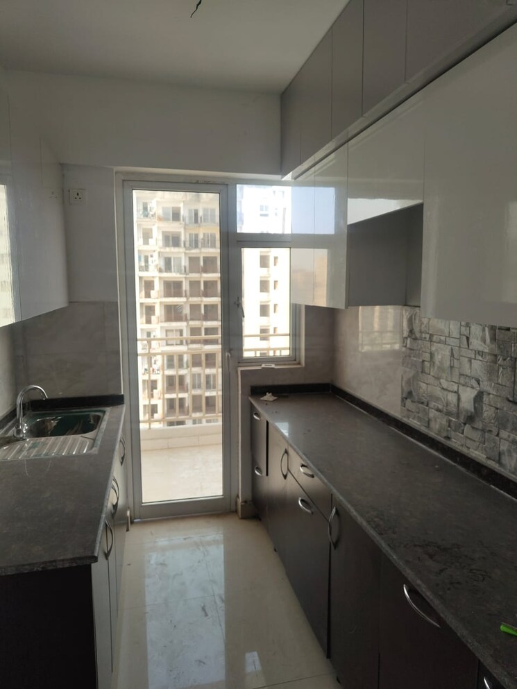 Kitchen, amrapali-leisure-valley 3 Bedroom 1730 Sq.Ft. Apartment In Tech Zone 4 Greater Noida Greater Noida 9428449