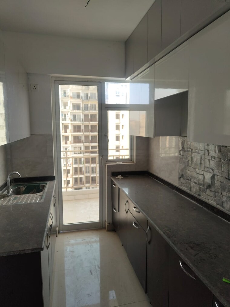 Kitchen, amrapali-leisure-valley 3 Bedroom 1730 Sq.Ft. Apartment In Tech Zone 4 Greater Noida Greater Noida 9428449