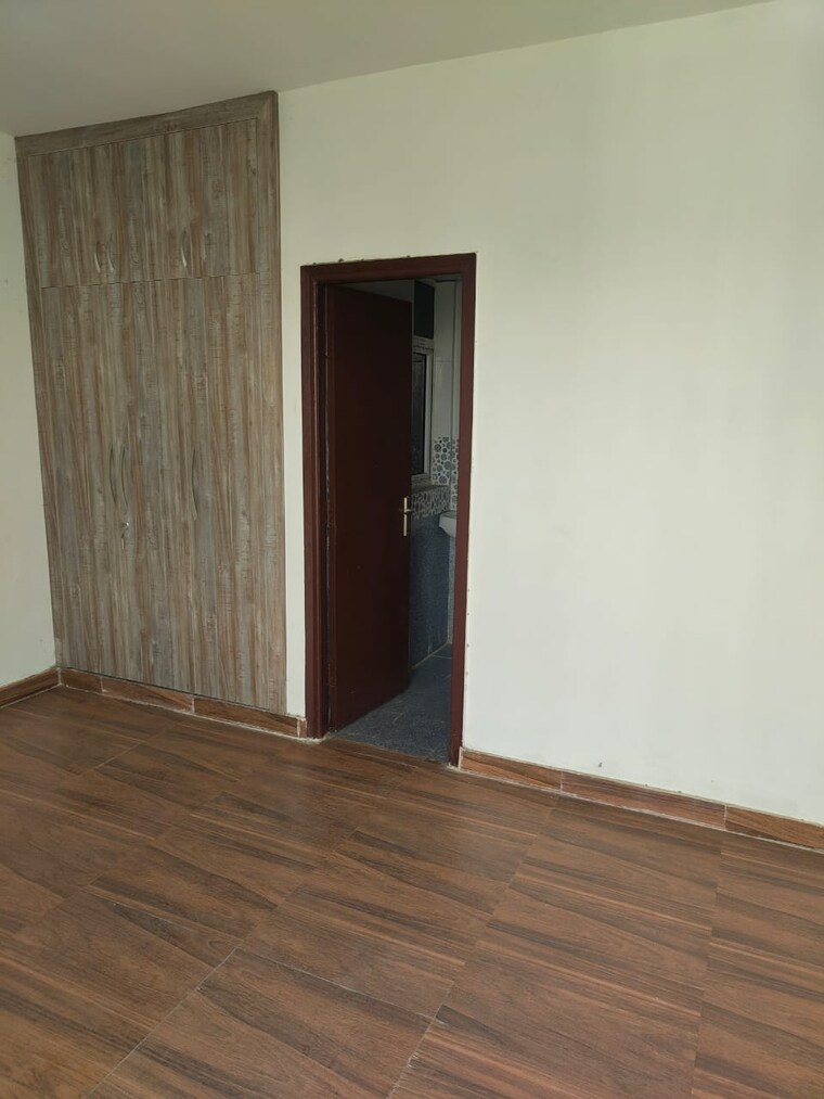 Room, amrapali-leisure-valley 3 Bedroom 1730 Sq.Ft. Apartment In Tech Zone 4 Greater Noida Greater Noida 9428449