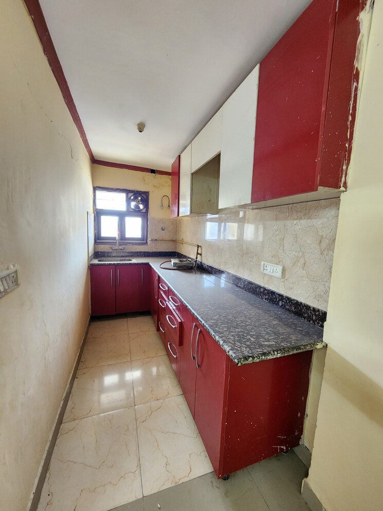 Kitchen, hargobind enclave 1 Bedroom 500 Sq.Ft. Apartment In Hargobind Enclave Delhi 9428459