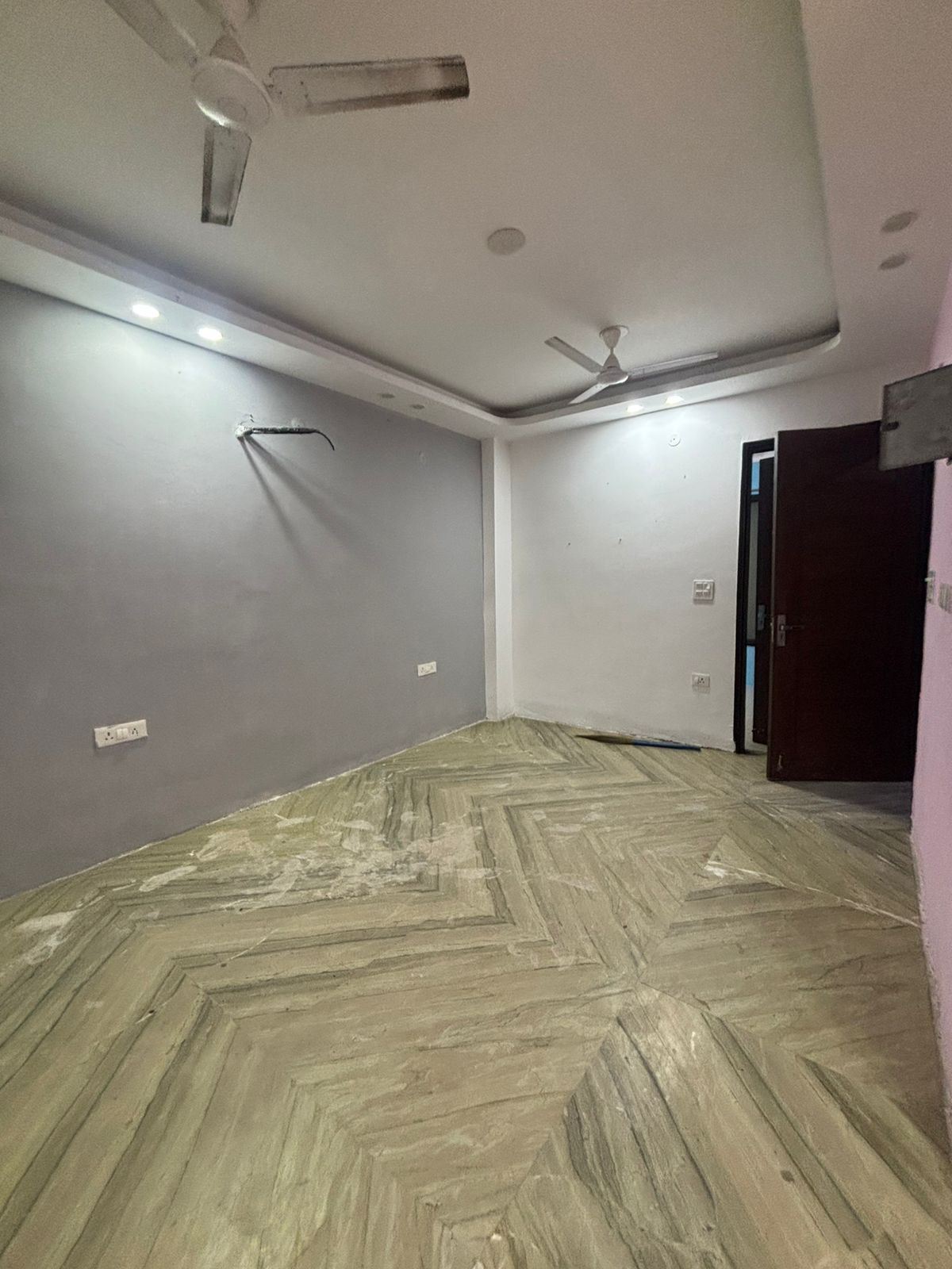 3 BHK Builder Floor For Rent in Chattarpur
