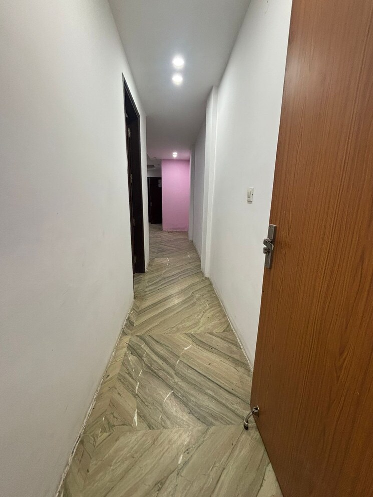 undefined, chattarpur 3 Bedroom 650 Sq.Ft. Builder Floor In Chattarpur Delhi 9428473