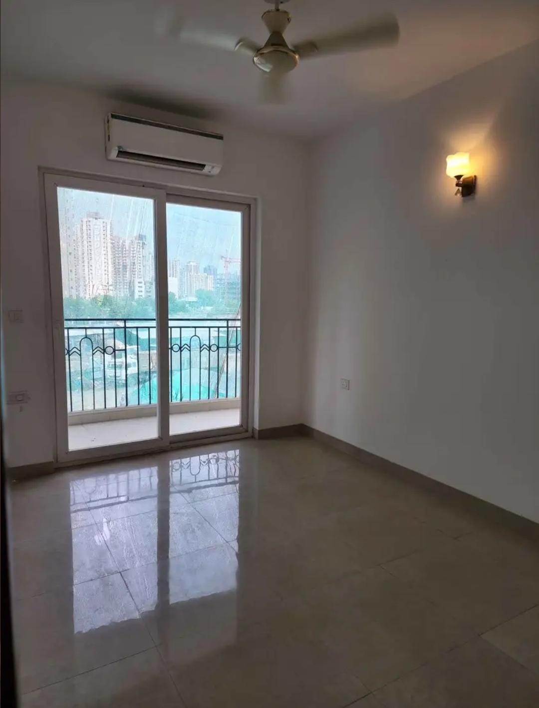 3 BHK + Servant Room Apartment For Rent in ATS Nobility