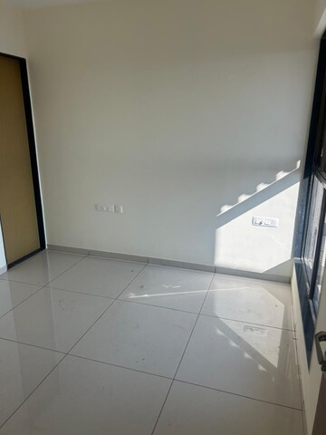 Master Bedroom in 1 BHK Apartment at Chandak 34 Park Estate, Goregaon West – for Rent