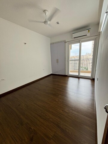 Room in 3 BHK Apartment at ATS Nobility, Sector 4 Greater Noida – for Rent