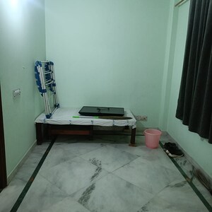 Bedroom in 3 BHK Builder Floor at Sector 23 – for Rent