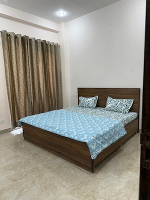 Bedroom in 3 BHK Independent House at Sector 57 – for Rent