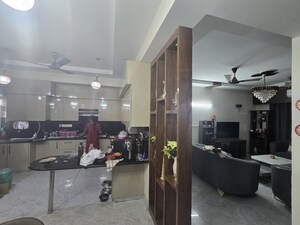 Parking in 3 BHK Independent House at Sector 57 – for Rent