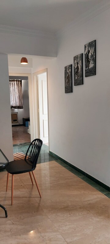 Furnished Amenities in 2 BHK Apartment at Hiranandani Avalon, Powai – for Rent