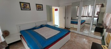 Bedroom in 2 BHK Apartment at Hiranandani Avalon, Powai – for Rent