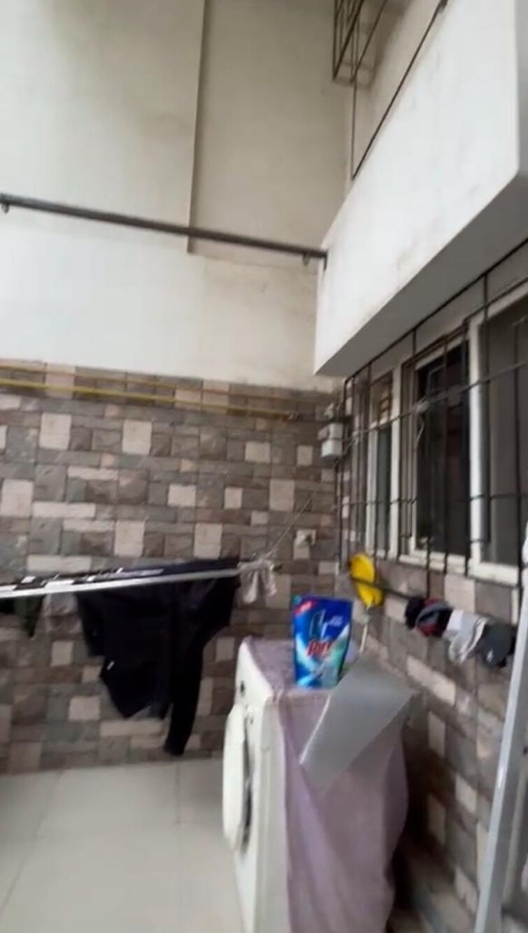  Parking, bibwewadi 3 Bedroom 1500 Sq.Ft. Apartment In Bibwewadi Pune 9428567