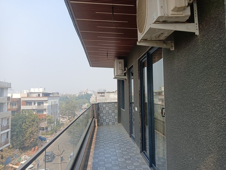Balcony, sushant-lok-2 4 Bedroom 2000 Sq.Ft. Independent House In Sector 57 Gurgaon 9428591