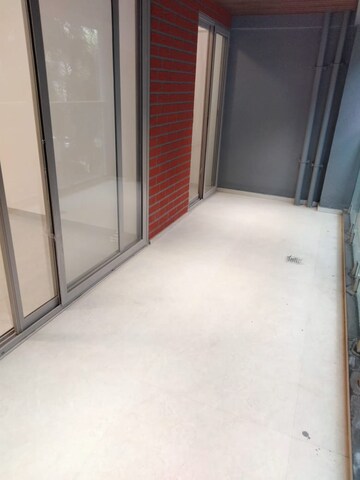 Room in 3 BHK Apartment at Kothrud – for Rent