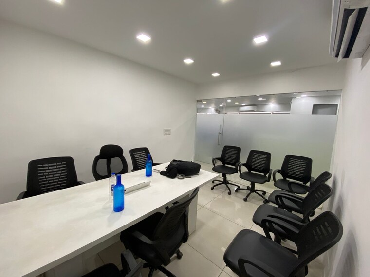 Team Area, ellisbridge Commercial Office Space in IT/SEZ 5005 Sq.Ft. In Ellisbridge Ahmedabad 9428613