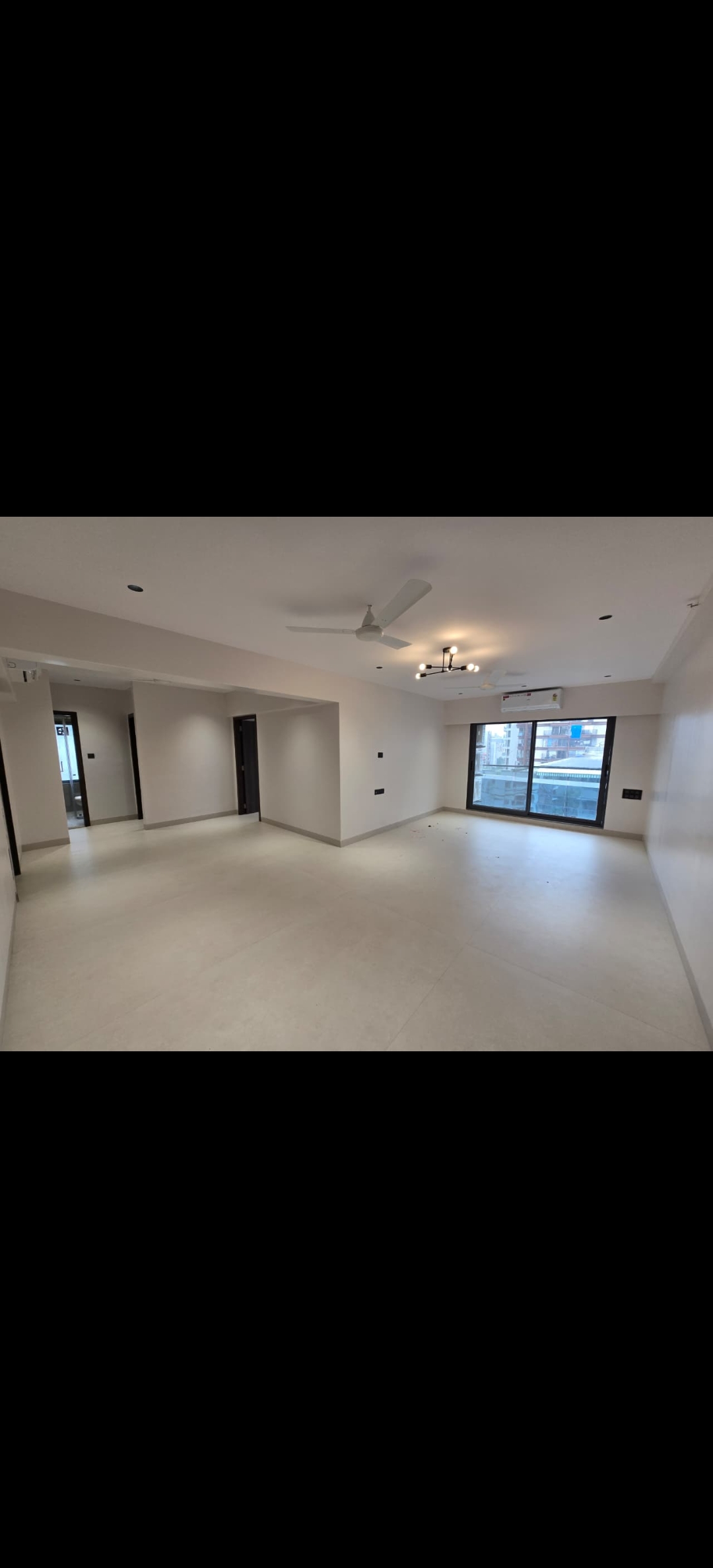 3 BHK 1300 Sq.Ft. Apartment in Zindagi CHS