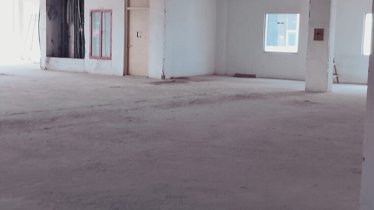 Room, sector 63 Commercial Office Space 19000 Sq.Ft. In Sector 63 Noida 9428627