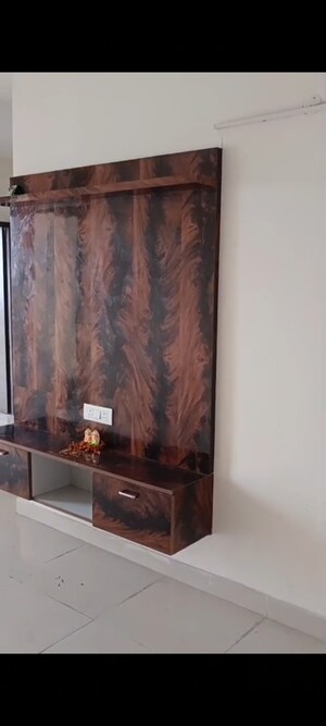 Furnished Amenities in 2 BHK Apartment at Signature Orchard Avenue 2, Sector 93 – for Rent