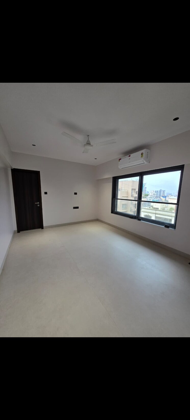 Room, zindagi-chs 3 Bedroom 1100 Sq.Ft. Apartment In Khar West Mumbai 9428637