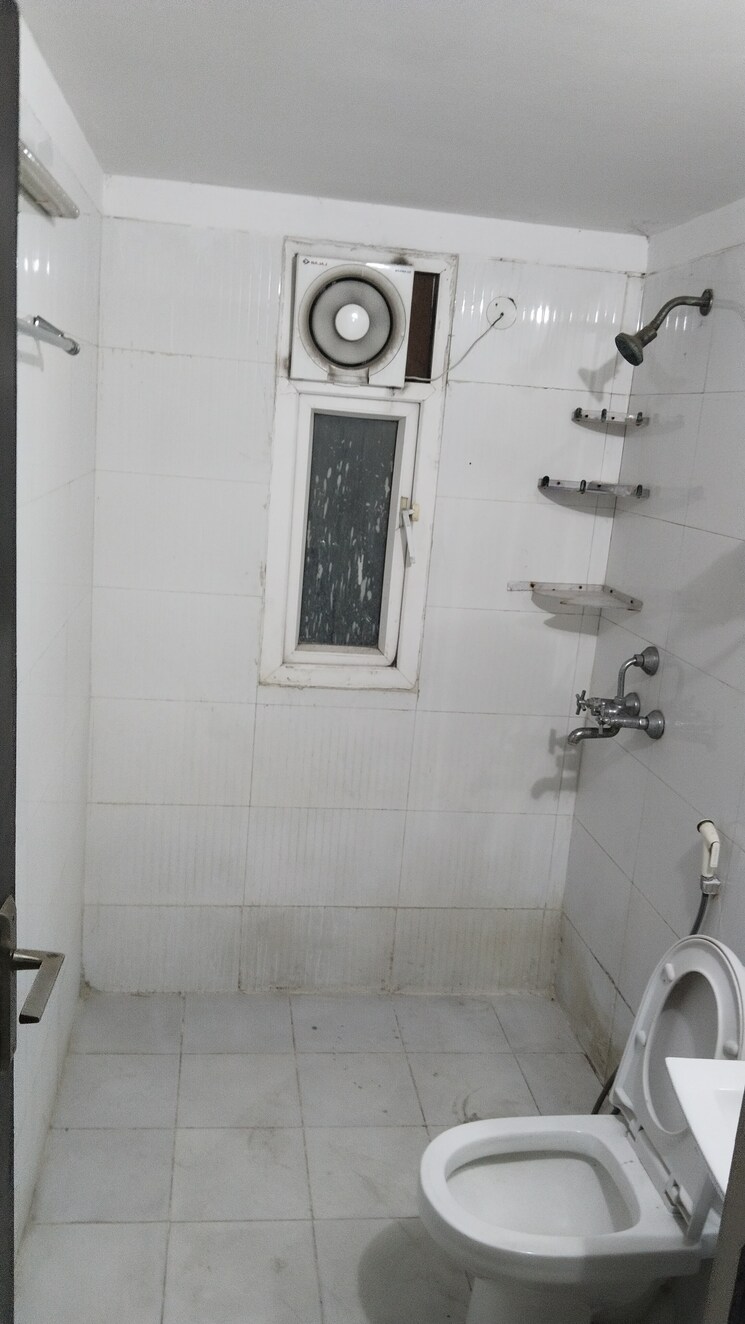 Bathroom, homes-121 2.5 Bedroom 1075 Sq.Ft. Apartment In Sector 121 Noida 9428694