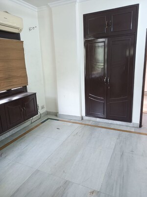 Building Lobby in 3 BHK Builder Floor at Milan Vihar – for Rent