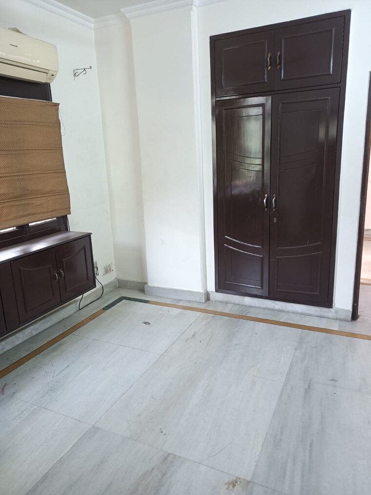 undefined, milan vihar 3 Bedroom 1300 Sq.Ft. Builder Floor In Milan Vihar Delhi 9428705