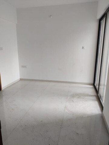 Room in 3 BHK Apartment at RK Majestic, Bavdhan – for Rent