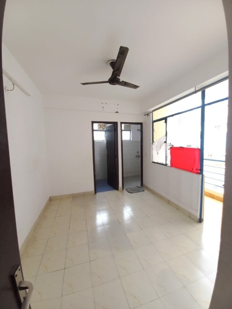 Bathroom, ninex-rmg-residency 2 Bedroom 700 Sq.Ft. Apartment In Sector 37c Gurgaon 9428721