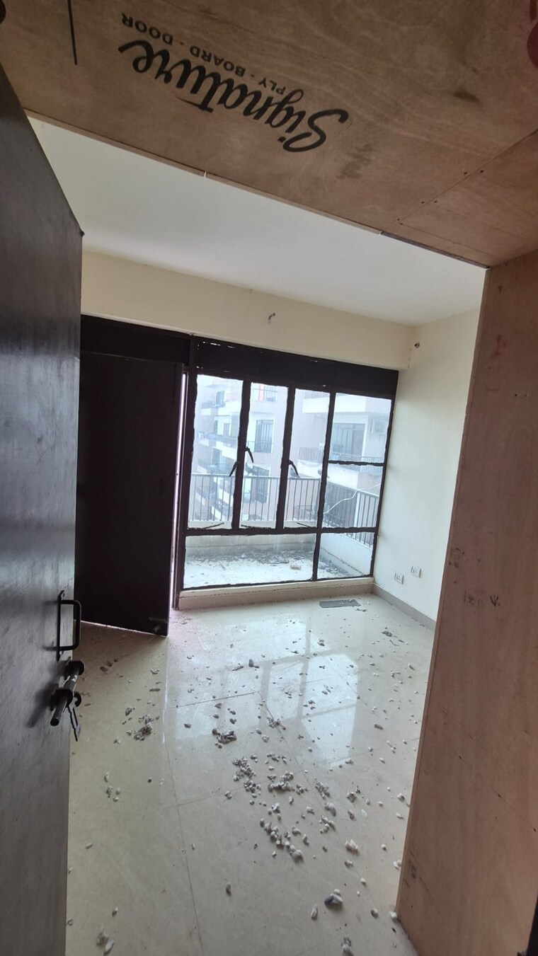 Room, mvn-the-athens 2 Bedroom 481 Sq.Ft. Apartment In Sohna Sector 5 Gurgaon 9428716