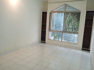 Room in 2 BHK Apartment at Goel Ganga Heritage, Koregaon Park – for Rent