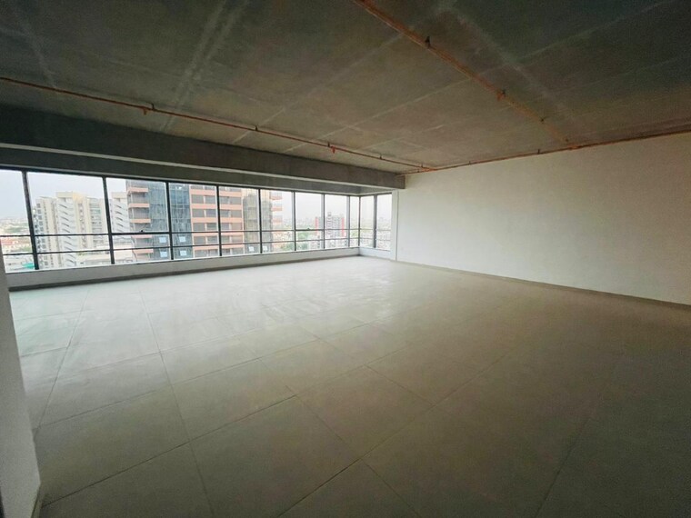 Room, science city Commercial Office Space 1980 Sq.Ft. In Science City Ahmedabad 9428762