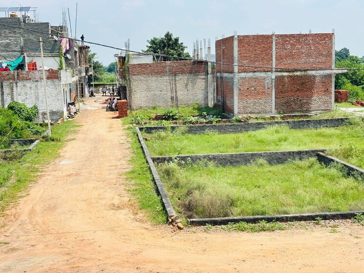 undefined, trinity-urban-village  70 Sq.Yd. Plot In Bhanauta Greater Noida 9428777